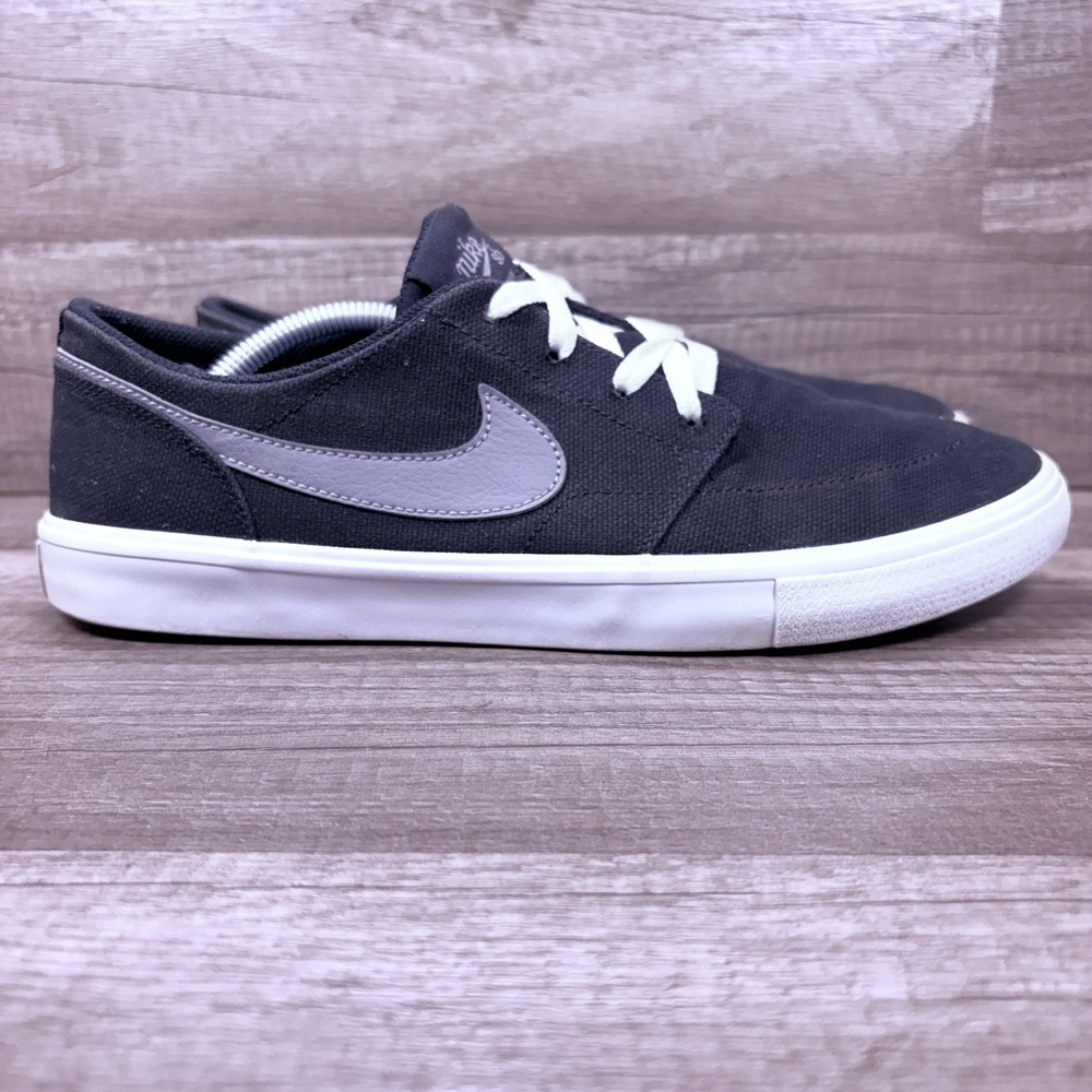 Nike Portmore SB Skate Black Silver Womens US Size 10 EUR 42 AH4616-002 Sneakers